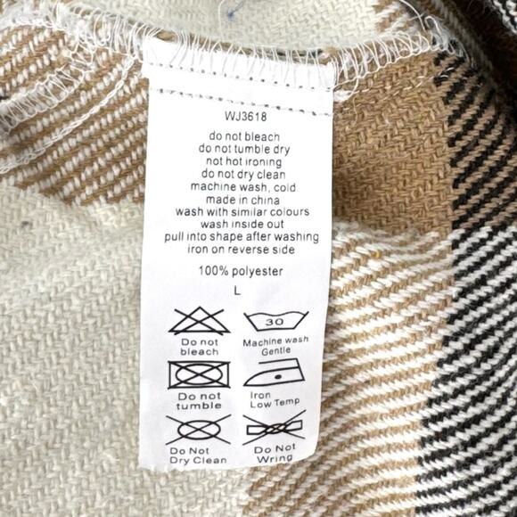Wanna B Me Plaid Shacket Brown Cream Tan Button Front Size L - Picture 6 of 7